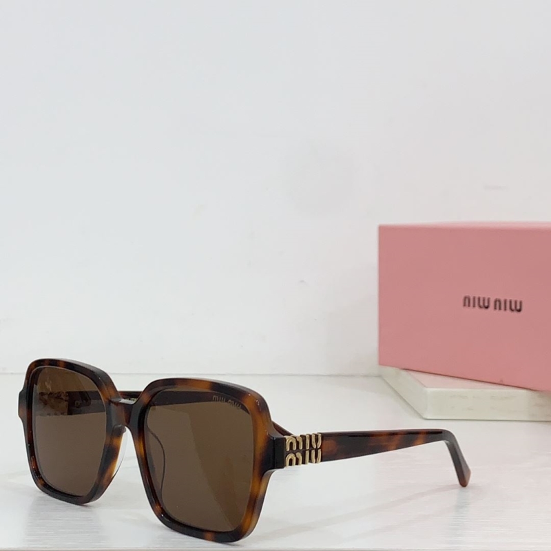 Miu miu Sunglasses